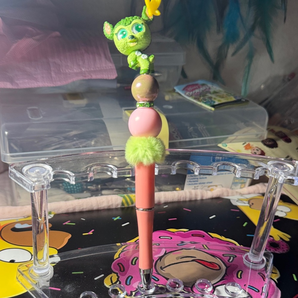 Colorful Decorative Pen with Green Bambi